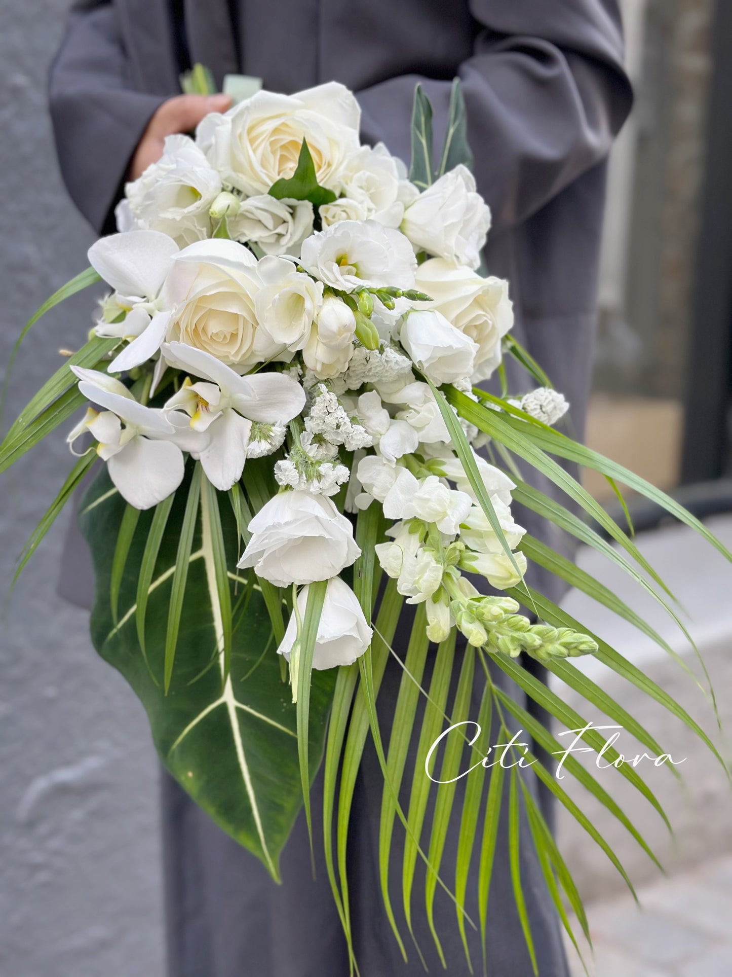 (W4) Tropical Wedding Bouquet
