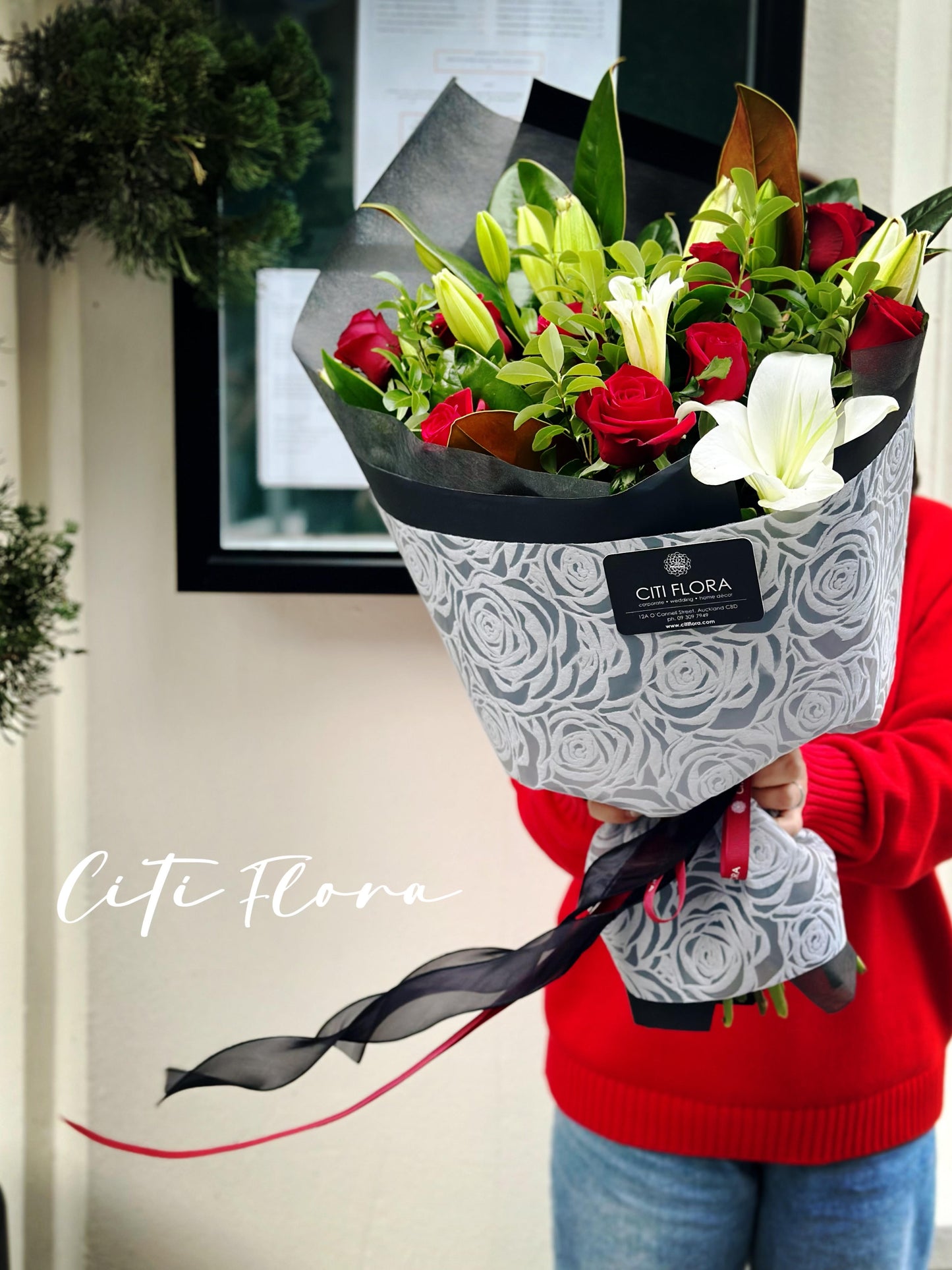 (A10) Lilies and Roses