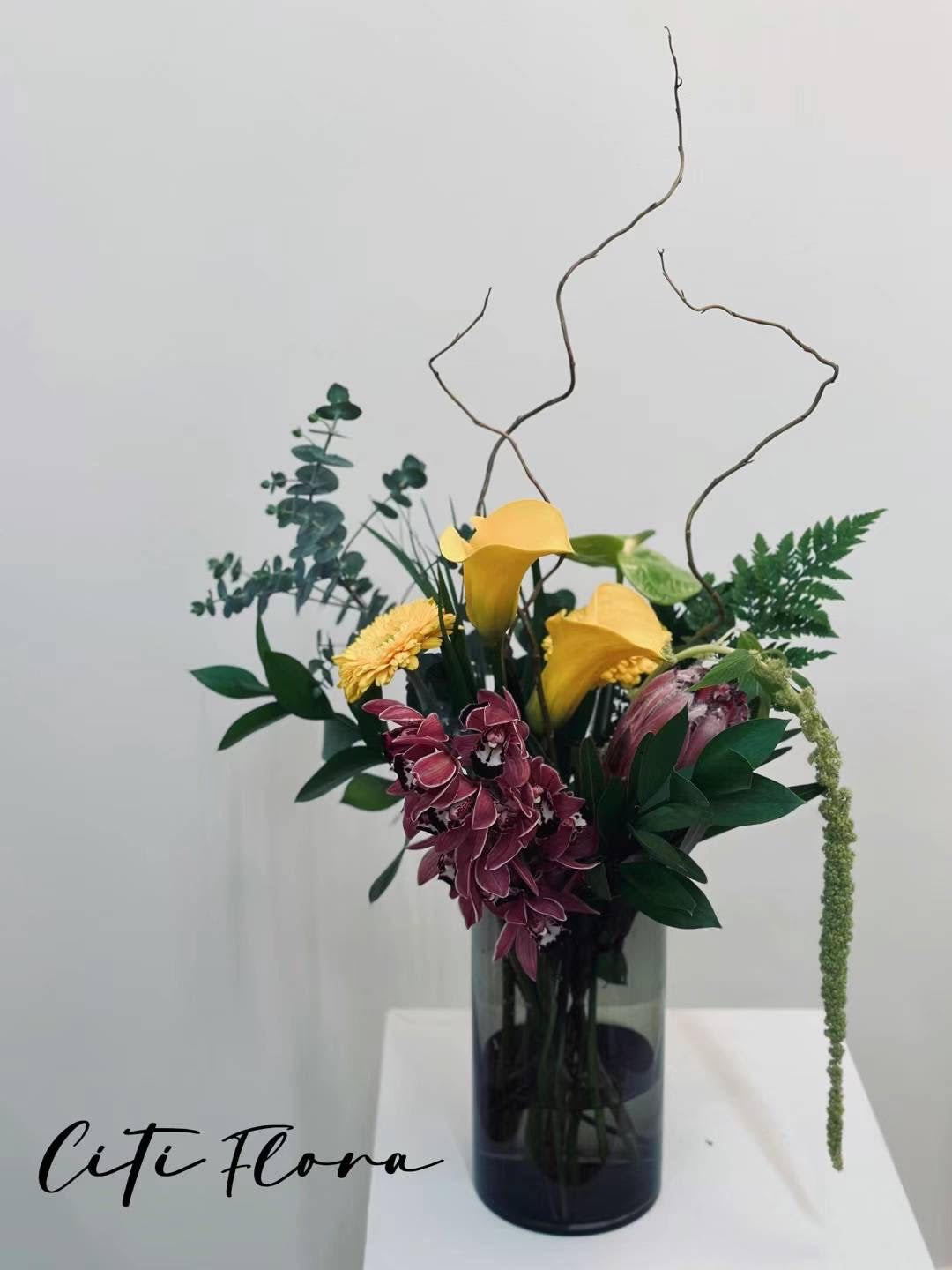 (BA02) Florist Choice in Vase