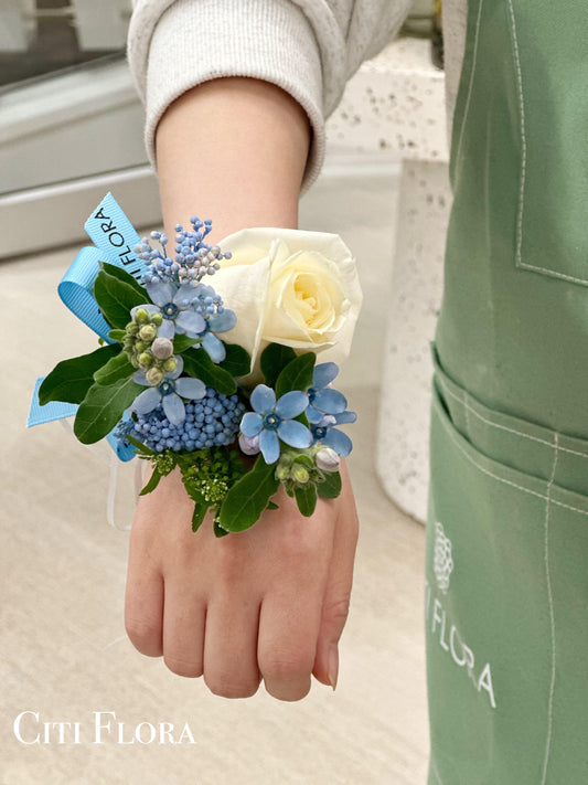 (W1) Corsage + Boutonnière