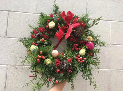 (X2) Christmas Wreath