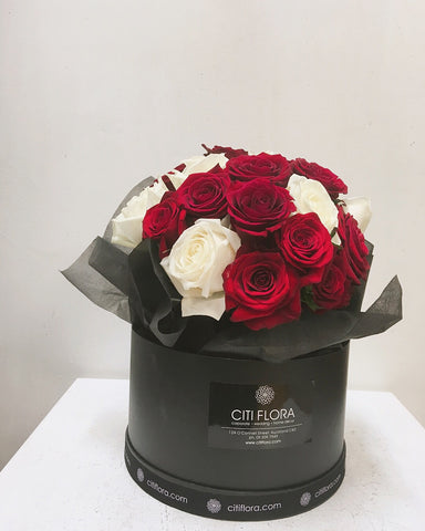 (AV19)  Rose Box